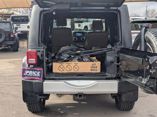 2012 Jeep Wrangler Unlimited Sahara