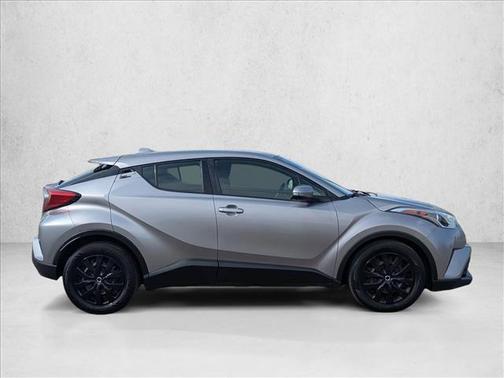 Silver Knockout Metallic 2019 Toyota C-HR LE