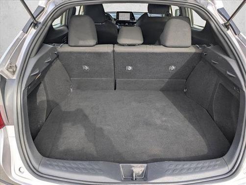 Silver Knockout Metallic 2019 Toyota C-HR LE