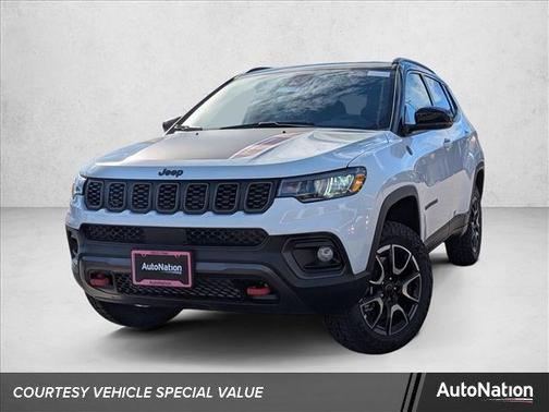 2025 Jeep Compass Trailhawk
