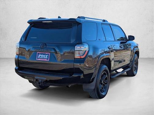 Midnight Black Metallic 2021 Toyota 4Runner SR5