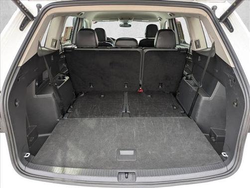 2024 Volkswagen Atlas 2.0T SE w/Technology 4MOTION