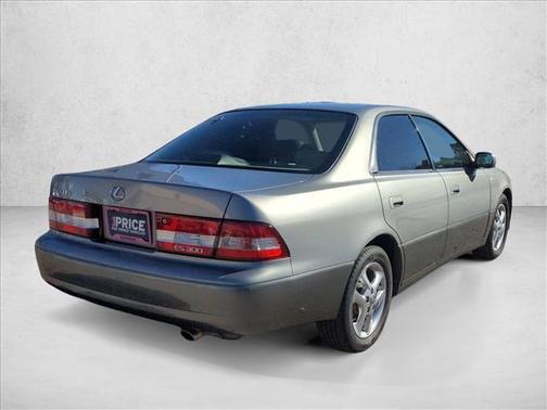 2000 Lexus ES 300 Base