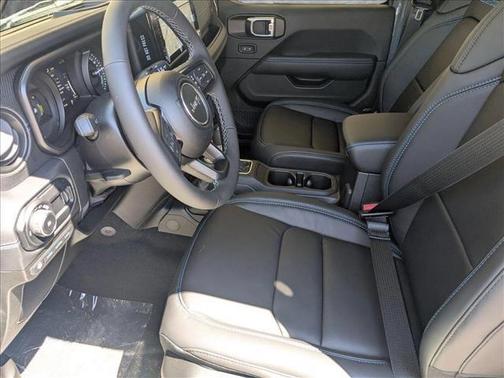 2025 Jeep Wrangler 4xe Rubicon