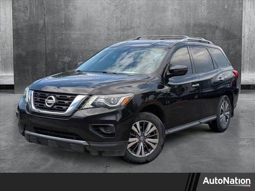 2019 Nissan Pathfinder S