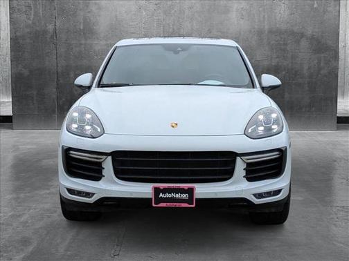 2015 Porsche Cayenne Turbo