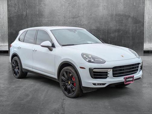 2015 Porsche Cayenne Turbo