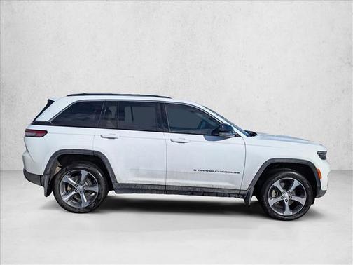 2022 Jeep Grand Cherokee 4xe Base