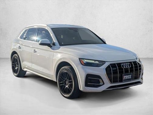 2023 Audi Q5 40 Premium Plus