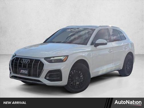 2023 Audi Q5 40 Premium Plus