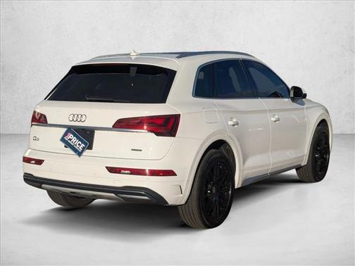 2023 Audi Q5 40 Premium Plus