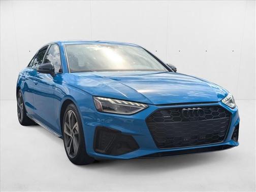 2022 Audi A4 45 S line Premium Plus