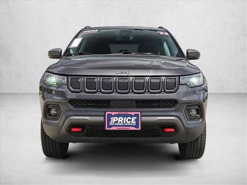 Granite Crystal Metallic Clearcoat 2022 Jeep Compass Trailhawk