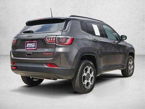 Granite Crystal Metallic Clearcoat 2022 Jeep Compass Trailhawk