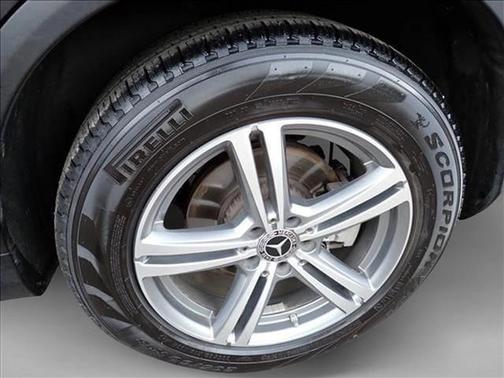 2021 Mercedes-Benz GLC 300 4MATIC