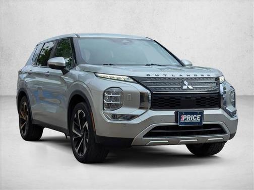 Alloy Silver Metallic 2022 Mitsubishi Outlander Black Edition S-AWC