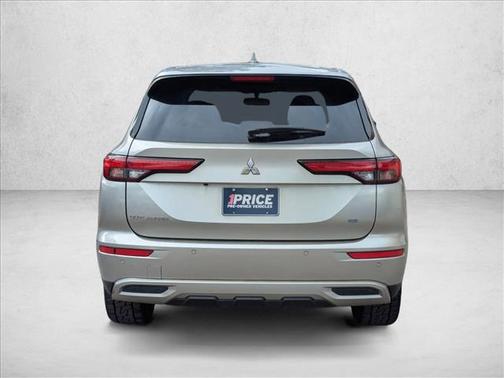 Alloy Silver Metallic 2022 Mitsubishi Outlander Black Edition S-AWC