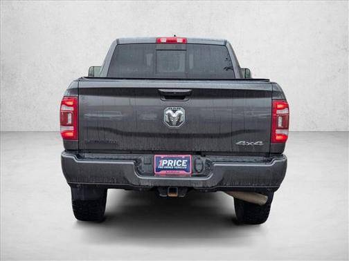 Granite Crystal Metallic Clearcoat 2022 RAM 2500 Laramie Crew Cab 4x4 6'4' Box