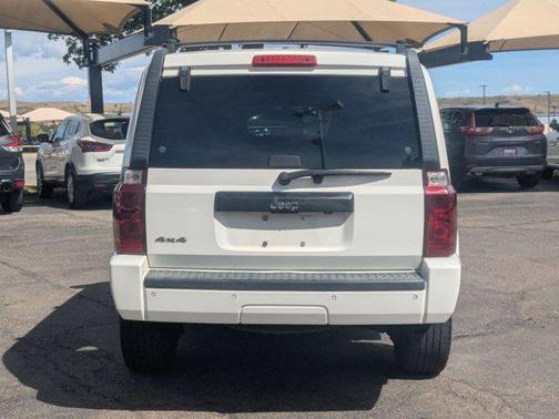 2007 Jeep Commander Sport