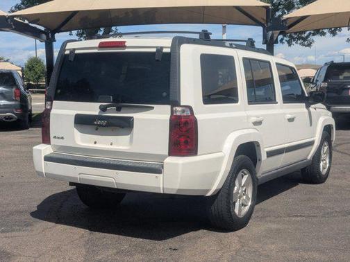 2007 Jeep Commander Sport