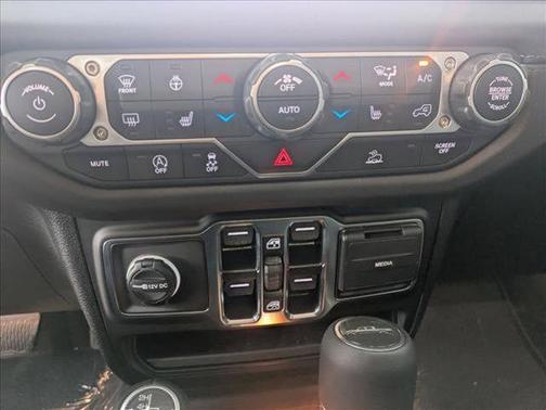 2025 Jeep Gladiator High Tide