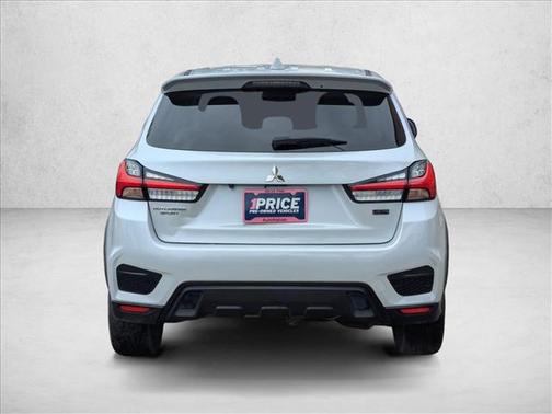 White 2022 Mitsubishi Outlander Sport 2.0 LE