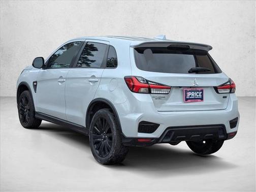 White 2022 Mitsubishi Outlander Sport 2.0 LE