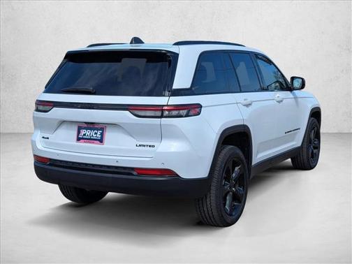 Bright White Clearcoat 2023 Jeep Grand Cherokee Limited