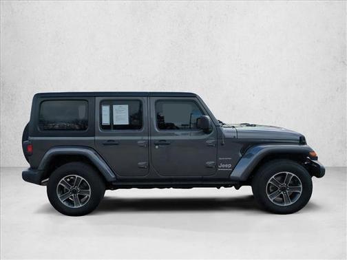 Granite Crystal Metallic Clearcoat 2023 Jeep Wrangler 4-Door Sahara 4x4