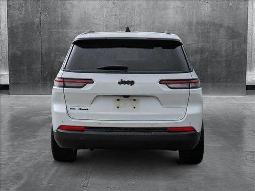 2022 Jeep Grand Cherokee L Altitude
