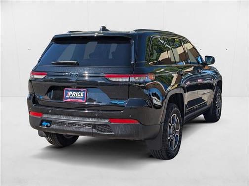 2022 Jeep Grand Cherokee 4xe Trailhawk