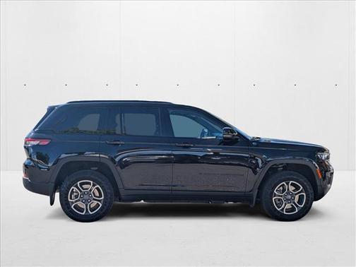 2022 Jeep Grand Cherokee 4xe Trailhawk