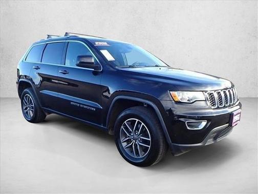 2019 Jeep Grand Cherokee Laredo