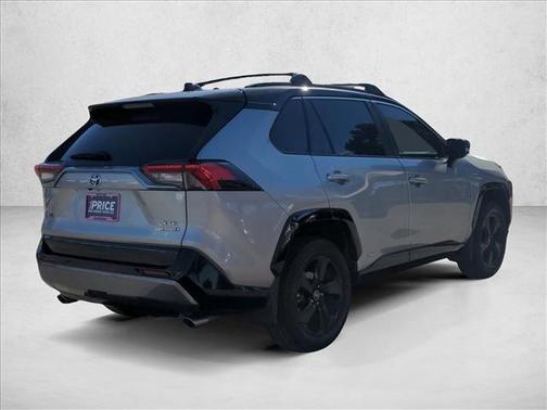 2020 Toyota RAV4 Hybrid SE