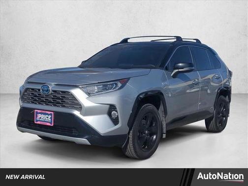 2020 Toyota RAV4 Hybrid SE