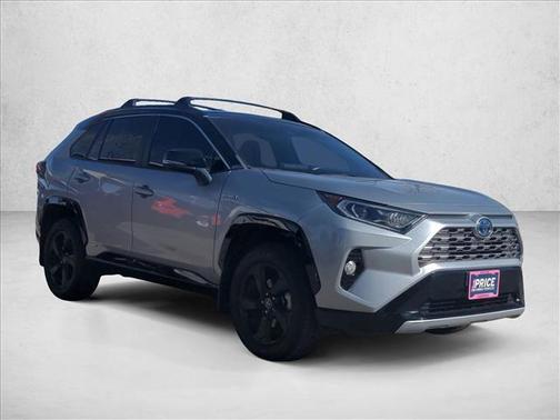 2020 Toyota RAV4 Hybrid SE