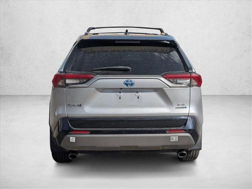 2020 Toyota RAV4 Hybrid SE