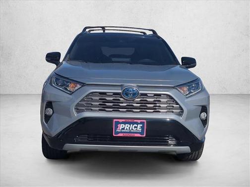 2020 Toyota RAV4 Hybrid SE