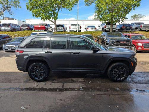 Baltic Gray Metallic Clearcoat 2024 Jeep Grand Cherokee 4xe Anniversary Edition