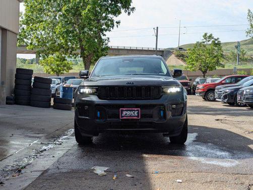 Baltic Gray Metallic Clearcoat 2024 Jeep Grand Cherokee 4xe Anniversary Edition