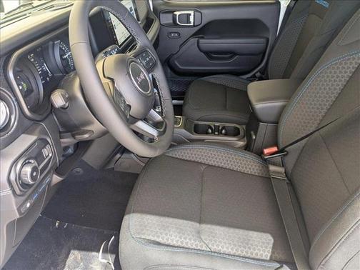 2025 Jeep Wrangler 4xe Rubicon