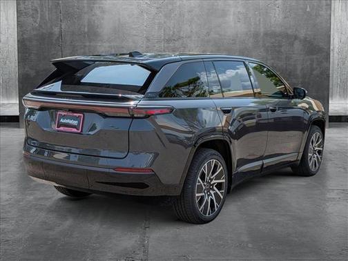 2025 Jeep Wagoneer S Limited