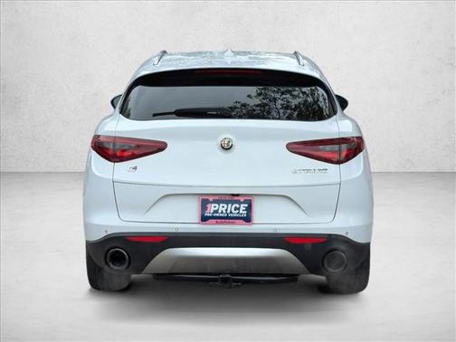 Alfa White 2018 Alfa Romeo Stelvio Ti
