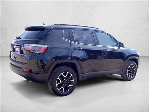 Diamond Black Crystal Pearlcoat 2019 Jeep Compass Upland Edition 4x4