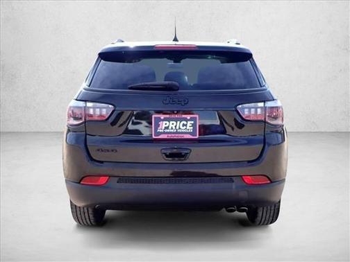 Diamond Black Crystal Pearlcoat 2019 Jeep Compass Upland Edition 4x4