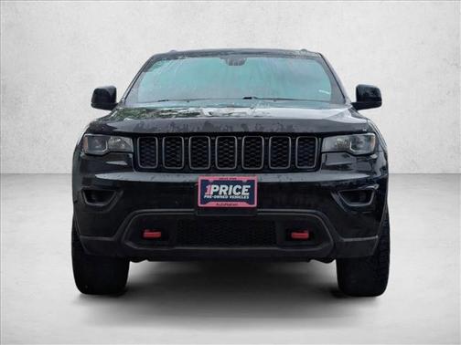 Diamond Black Crystal Pearlcoat 2020 Jeep Grand Cherokee Trailhawk