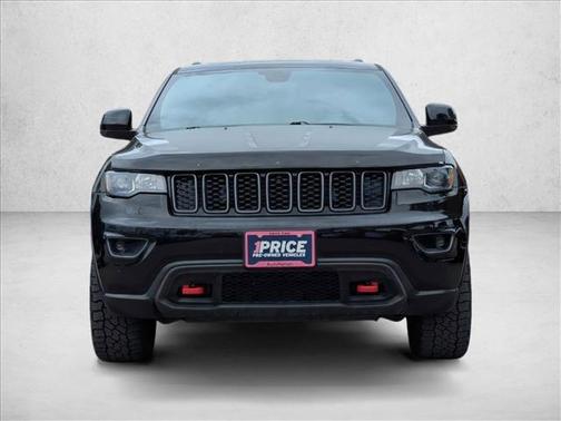 Diamond Black Crystal Pearlcoat 2020 Jeep Grand Cherokee Trailhawk
