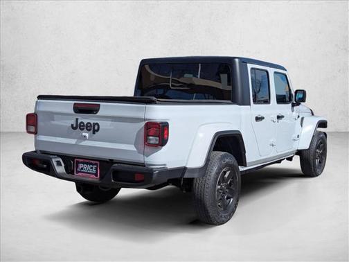 2022 Jeep Gladiator Sport S