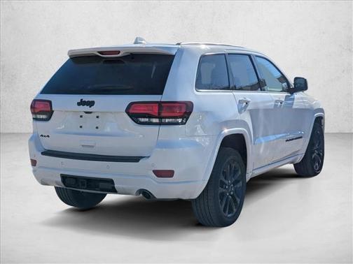 2022 Jeep Grand Cherokee Laredo
