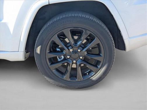 2022 Jeep Grand Cherokee Laredo